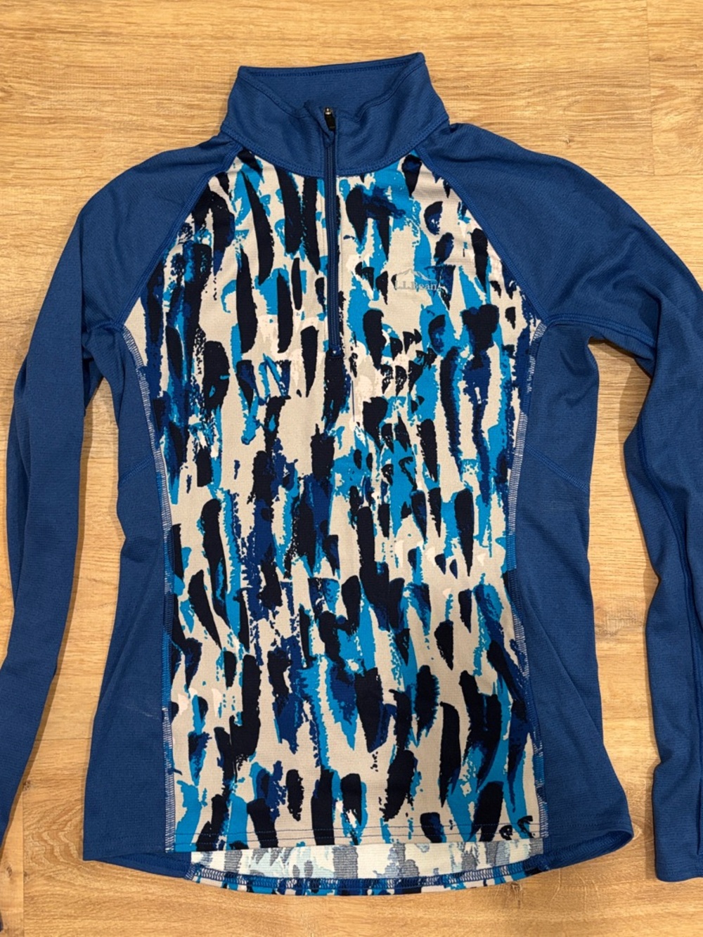 L.L. Bean Women's Blue and White Half-Zip Long Sleeve Pullover